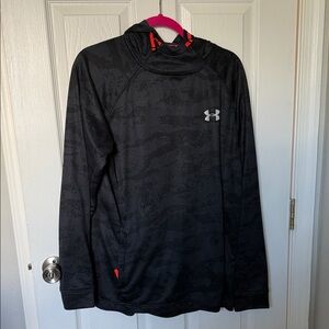 Under Armour Black Hooded Camo-Print Performance Top with Red Accents